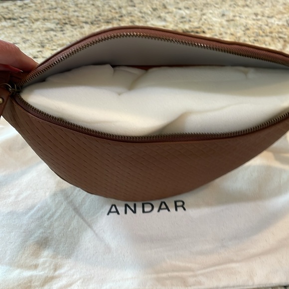 Andar Tatum Sienna Woven Crossbody/Sling Bag NWOT - Picture 5 of 13